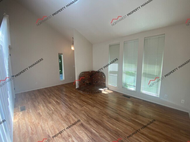 Foto del edificio - R277F