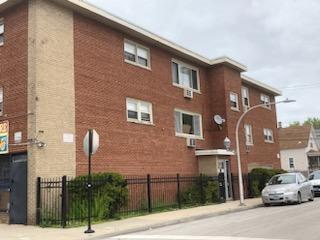 Primary Photo - 8027 S Exchange Ave