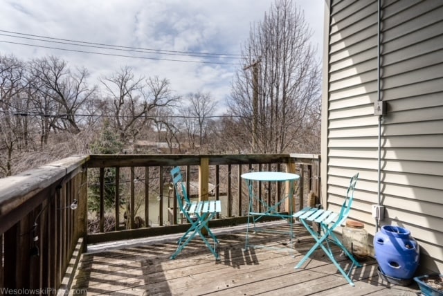 Rear balcony - 4716 N Virginia Ave