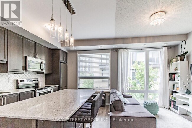 Photo du bâtiment - 32 Fieldway Rd