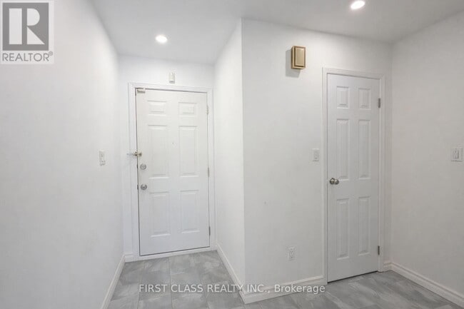 Building Photo - 62 Truro Crescent