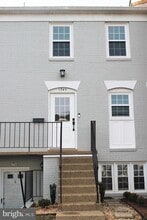 Building Photo - 154 Fairfield Dr