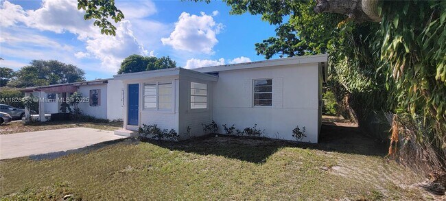 Foto del edificio - 741 NW 116th St