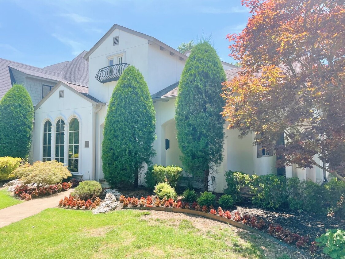 Building Photo - Beautiful 3 Bedroom home in Brookside