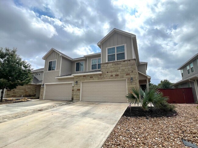 Foto del edificio - 464 High Tech Dr