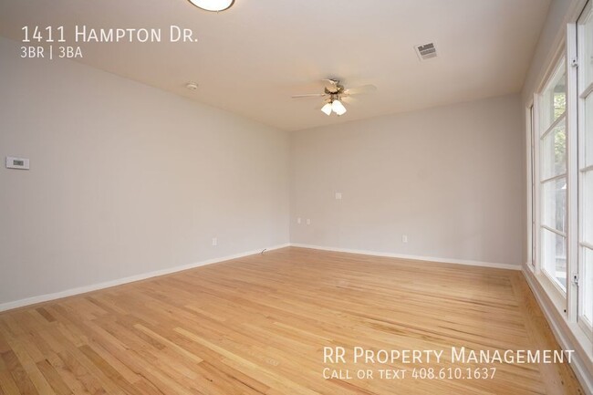 Foto del edificio - Updated Home In Great Sunnyvale Neighborhood!