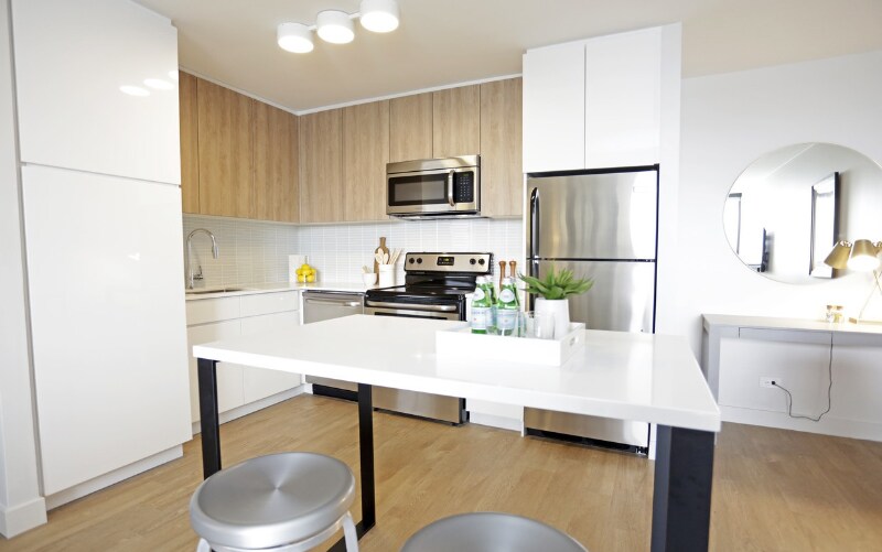 Foto principal - 2625 N Clark St