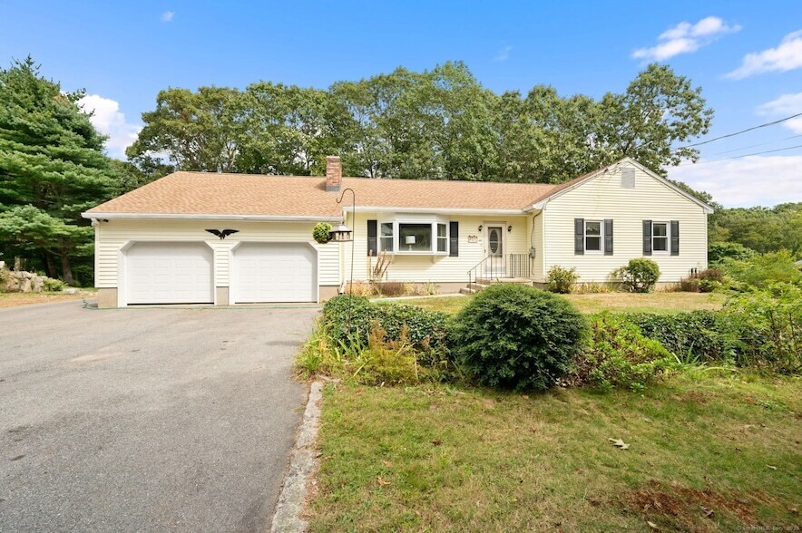 Foto principal - 85 Dayton Rd