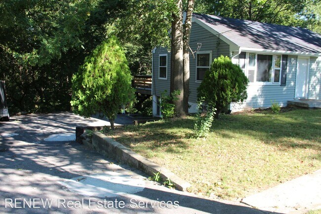 Foto del edificio - 2 br, 1 bath House - 705 Braidwood Drive