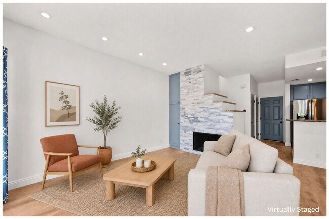 Foto del edificio - Don't Miss This One | Upgraded Stevenson Ranch Home for Rent