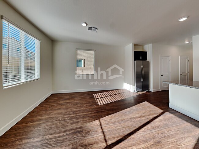 Building Photo - 285 Cape Seville Pl