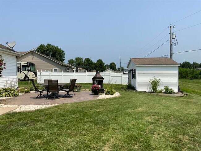 Building Photo - 3416 Pierland Dr