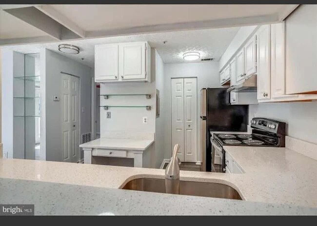 Foto del edificio - 12200 Eagles Nest Ct