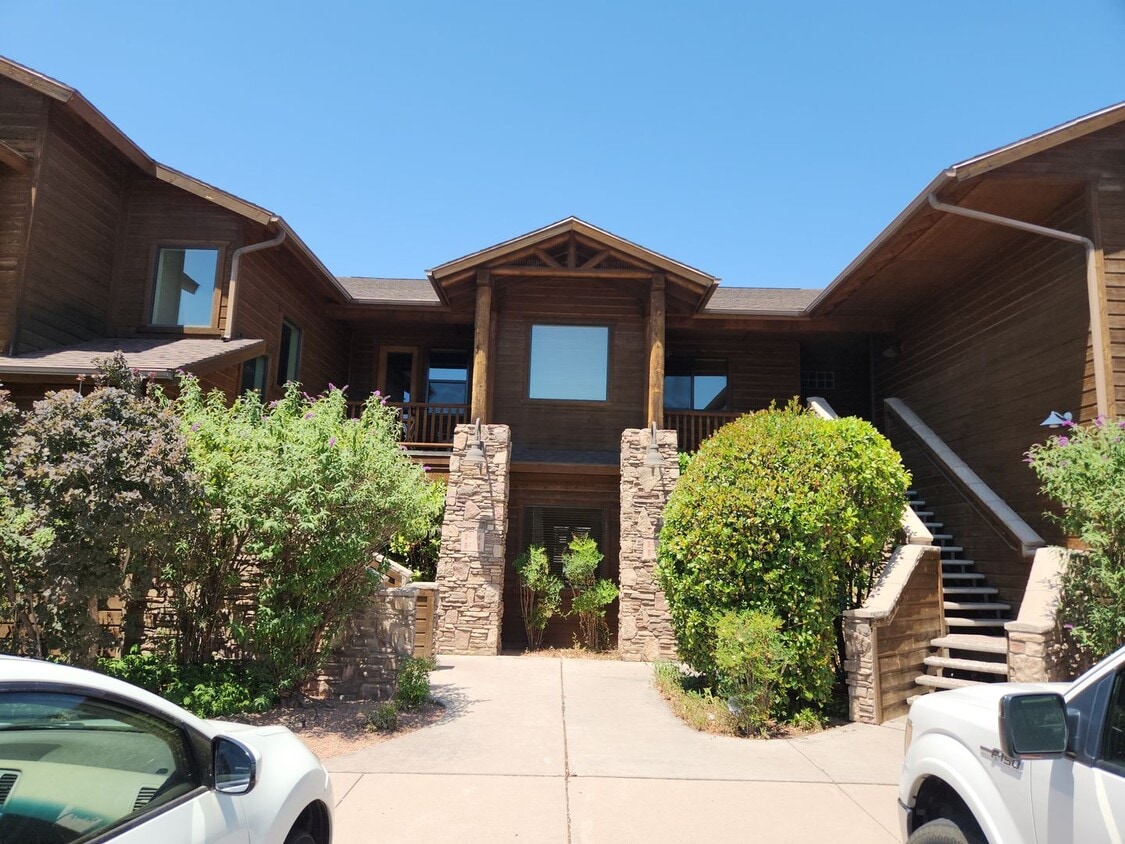 200 E Malibu Dr Unit F2, Payson, AZ 85541 Condo for Rent in Payson