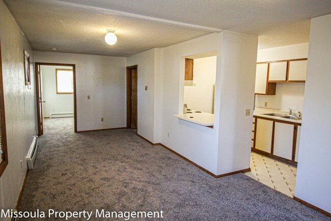 Building Photo - 403 SW Higgins Ave