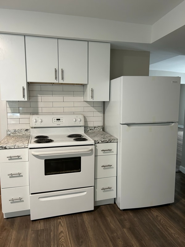 Building Photo - 3 Britton Ave