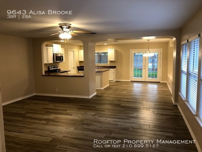 Building Photo - 9643 Alisa Brooke