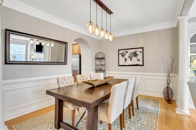 Building Photo - 2122 Cobblestone Cir NE