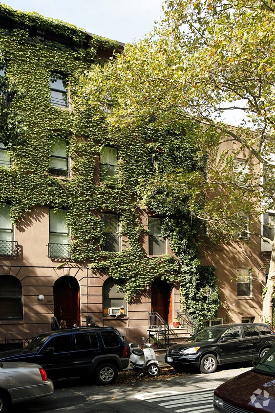 Foto del edificio - 222 E 32nd St