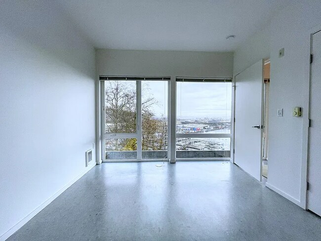 Foto del edificio - 2303 W Newton St