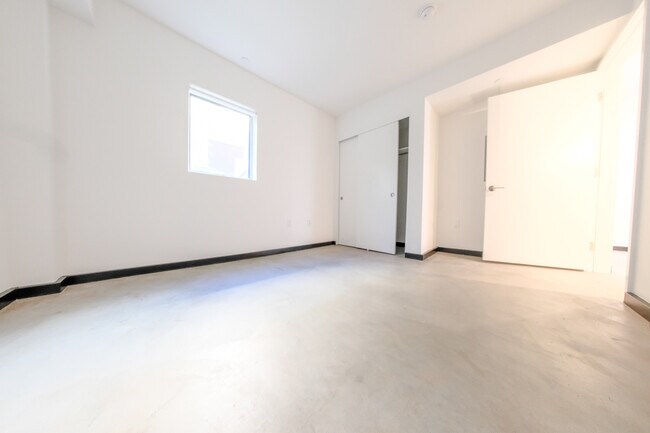 Foto del edificio - 1313 Sunset