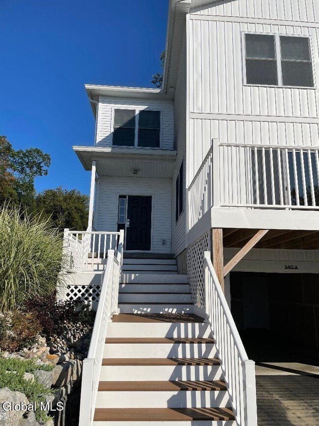 Building Photo - 540 NY-9P