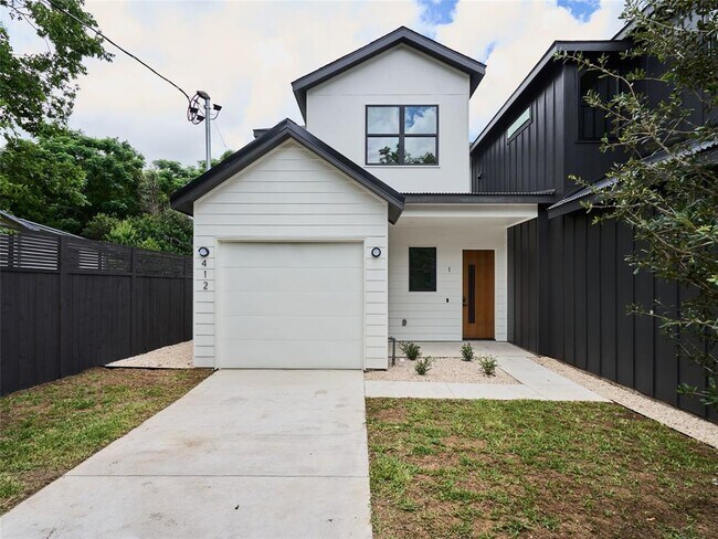 Foto del edificio - 412 Hackberry Ln