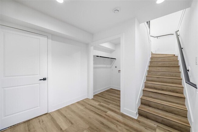 Building Photo - 2548 Walcott Ln