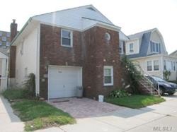 Front of House - 560 E Broadway