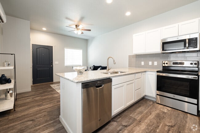1BR, 1BA - 606SF - Cottages at Torin Point