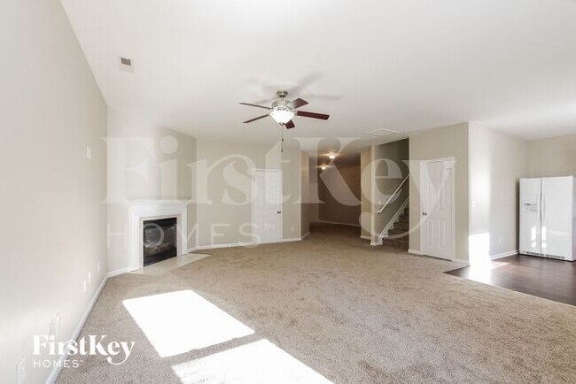 Building Photo - 15607 Lakepoint Forest Dr