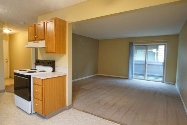 Building Photo - Close-in SE: Garden Level 1 Bdr w/ DW, Pri...