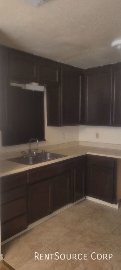 Building Photo - 3 Bedroom 2 Bath Single Family Home in Bar...