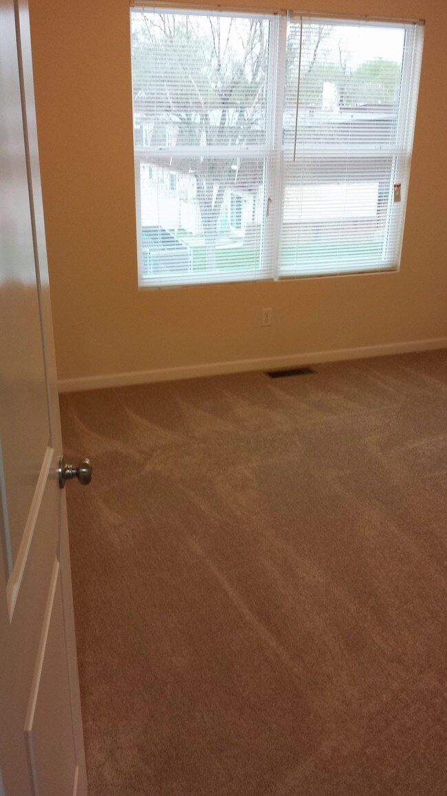 Foto del edificio - 1431 Esic Dr