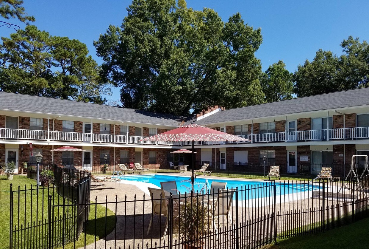 3914 Poplar Springs Dr Unit H32, Meridian, MS 39305 Apartment for