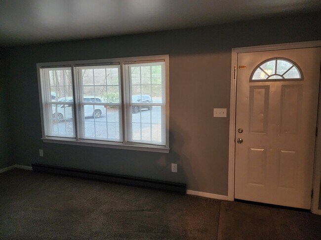 Living room - 31984 Mount Hermon Rd