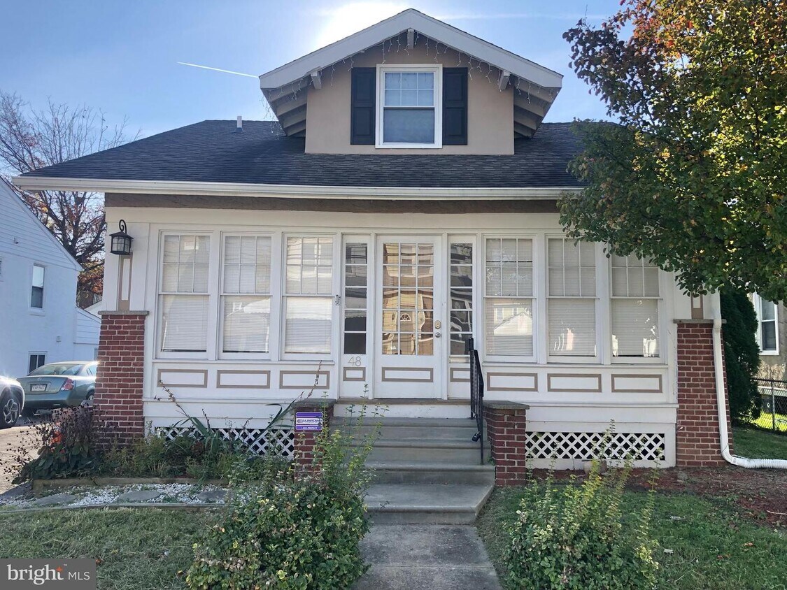 48 W Berkley Ave, Clifton Heights, PA 19018 House for Rent in Clifton Heights, PA