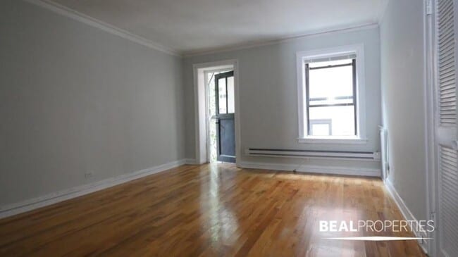 Building Photo - 0 bedroom in CHICAGO IL 60610