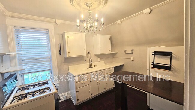 Foto del edificio - 205 N Willard St