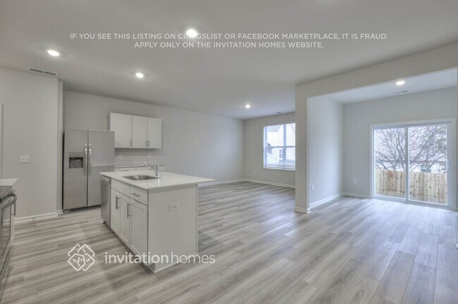 Foto del edificio - 1076 Legacy Ct