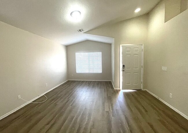 Building Photo - 16868 W Ironwood St