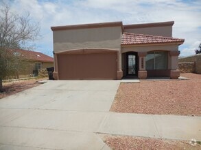 Building Photo - 14465 Desert Sage Dr