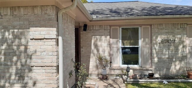 Foto del edificio - 19702 Horseshoe Lake Ln