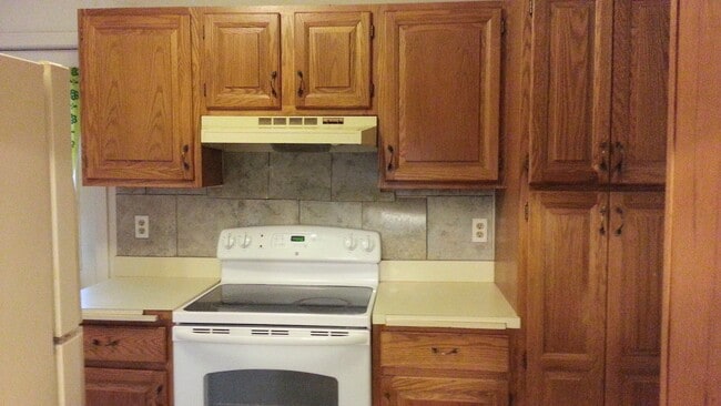 Photo - 425 Main St (Hudson, MA) Townhome