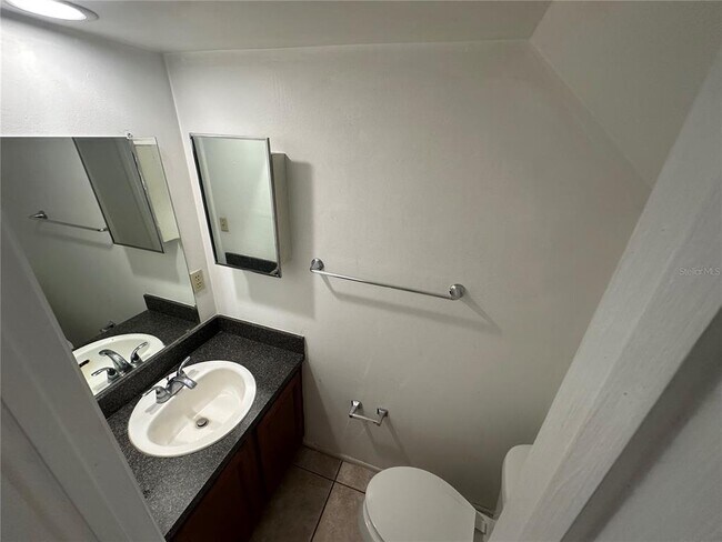 Foto del edificio - 3552 Khayyam Ave