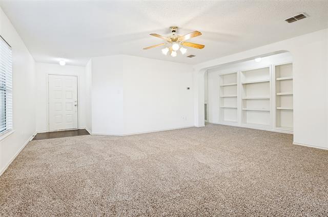 Foto del edificio - 309 Sandlewood Ln