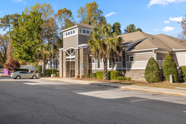 Building Photo - The Horizon Student Living