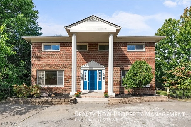 Building Photo - 15334 Triskett Rd