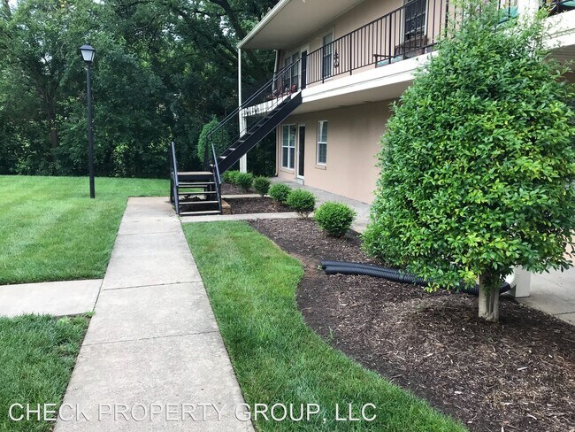 Building Photo - 1 br, 1 bath House - 1964 Goldsmith Lane C7