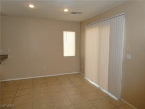 Building Photo - 6504 Blessed Thistle Ave